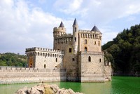 Voyages - Séjours > Roannais et Brionnais > Pays roannais > Château de la Roche