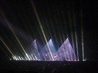 Concerts - Spectacles > JM Jarre - Tournée "2010" - Saint-Etienne 8 décembre 2010 > Révolution industrielle