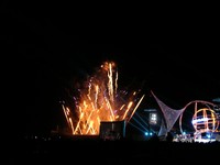Feux d'artifices > Les Sables d'Olonne Vendée Globe - 8 mai 2005