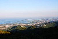 Voyages - Séjours > Cap Corse - Mai 2010 > Baie de Bastia et étang de Biguglia depuis le col de Teghime